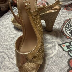 SHEIN Gold Textured Women's Heels
